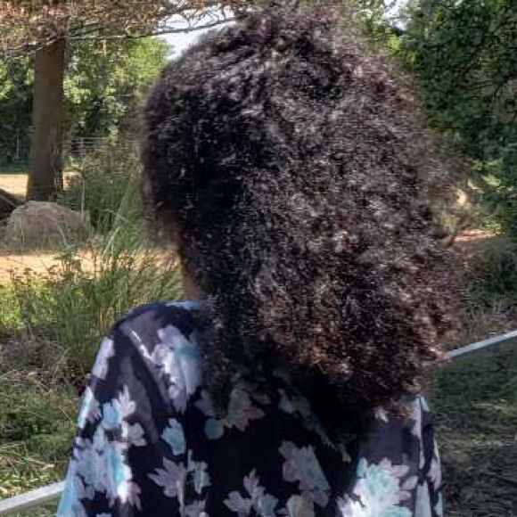 Meet your Posher, Simegn - Picture 1 of 1